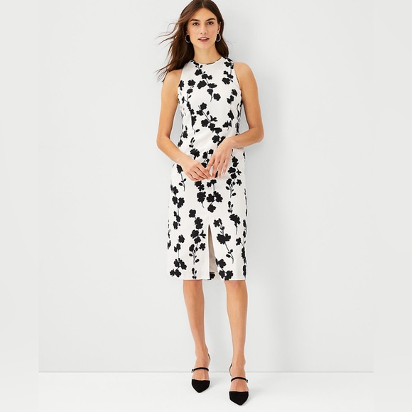 Ann Taylor Dresses & Skirts - NWT Ann Taylor Floral Front Slit Sheath Dress Ivory Black 12 L Large